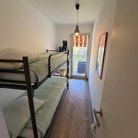 Beautiful 2-bedroom With Parking And Pool Lejlighed *